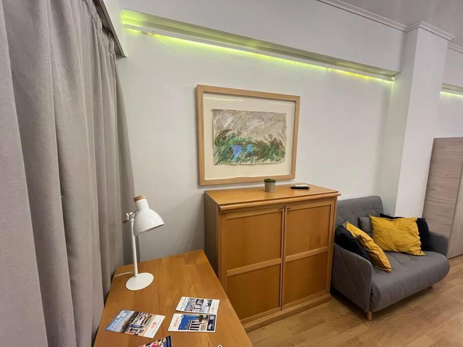 Ksenokratous-Kolonaki Cozy Apartment Афіни Екстер'єр фото