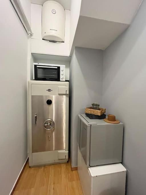 Ksenokratous-Kolonaki Cozy Apartment Афіни Екстер'єр фото