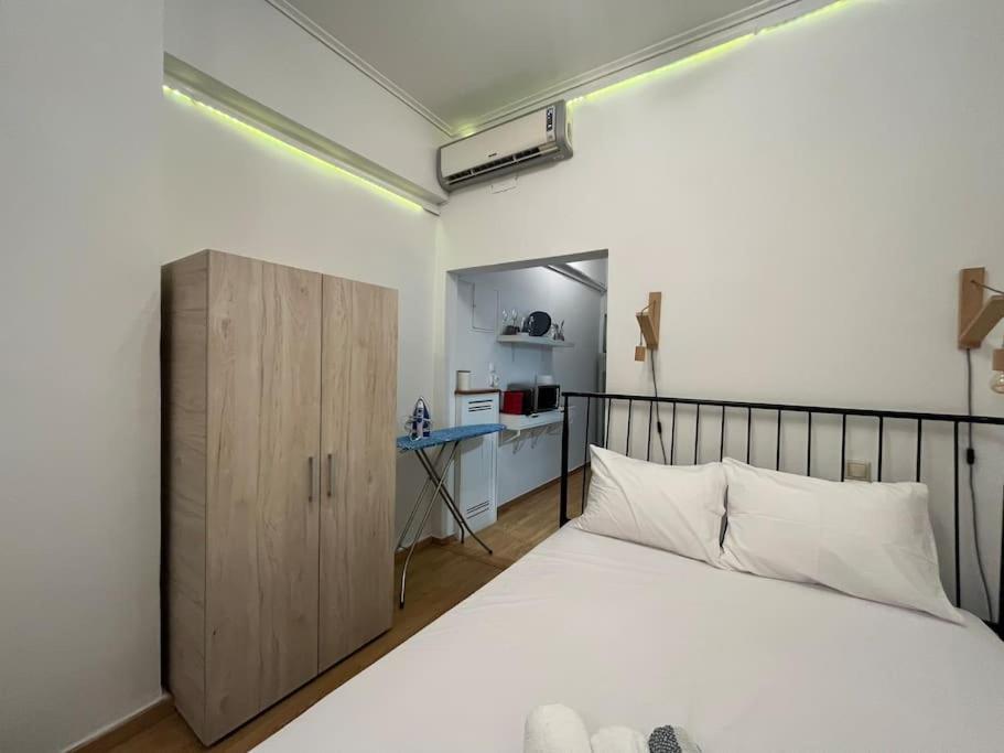 Ksenokratous-Kolonaki Cozy Apartment Афіни Екстер'єр фото